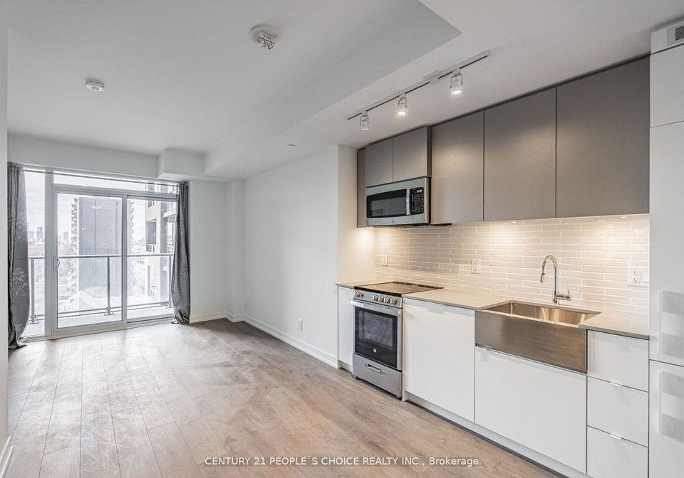 270-dufferin-street-toronto-ontario-w13230952