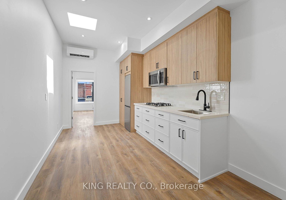 2219-dundas-street-w-toronto-ontario-w13230954