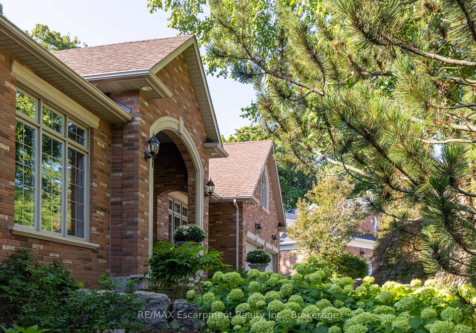 1285-beaufort-drive-burlington-ontario-w13230982