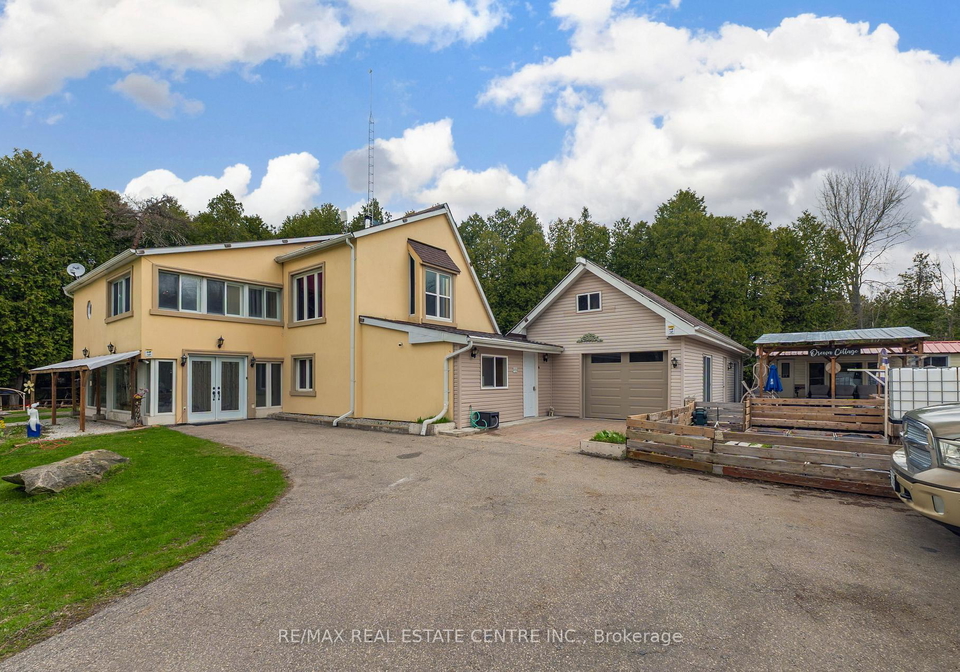 11099-sixth-line-nassagaweya-milton-ontario-w13231054