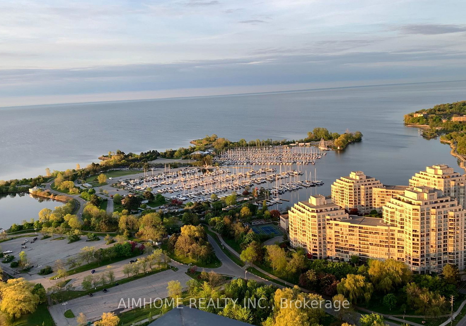 2200-lake-shore-boulevard-w-etobicoke-ontario-w13231116