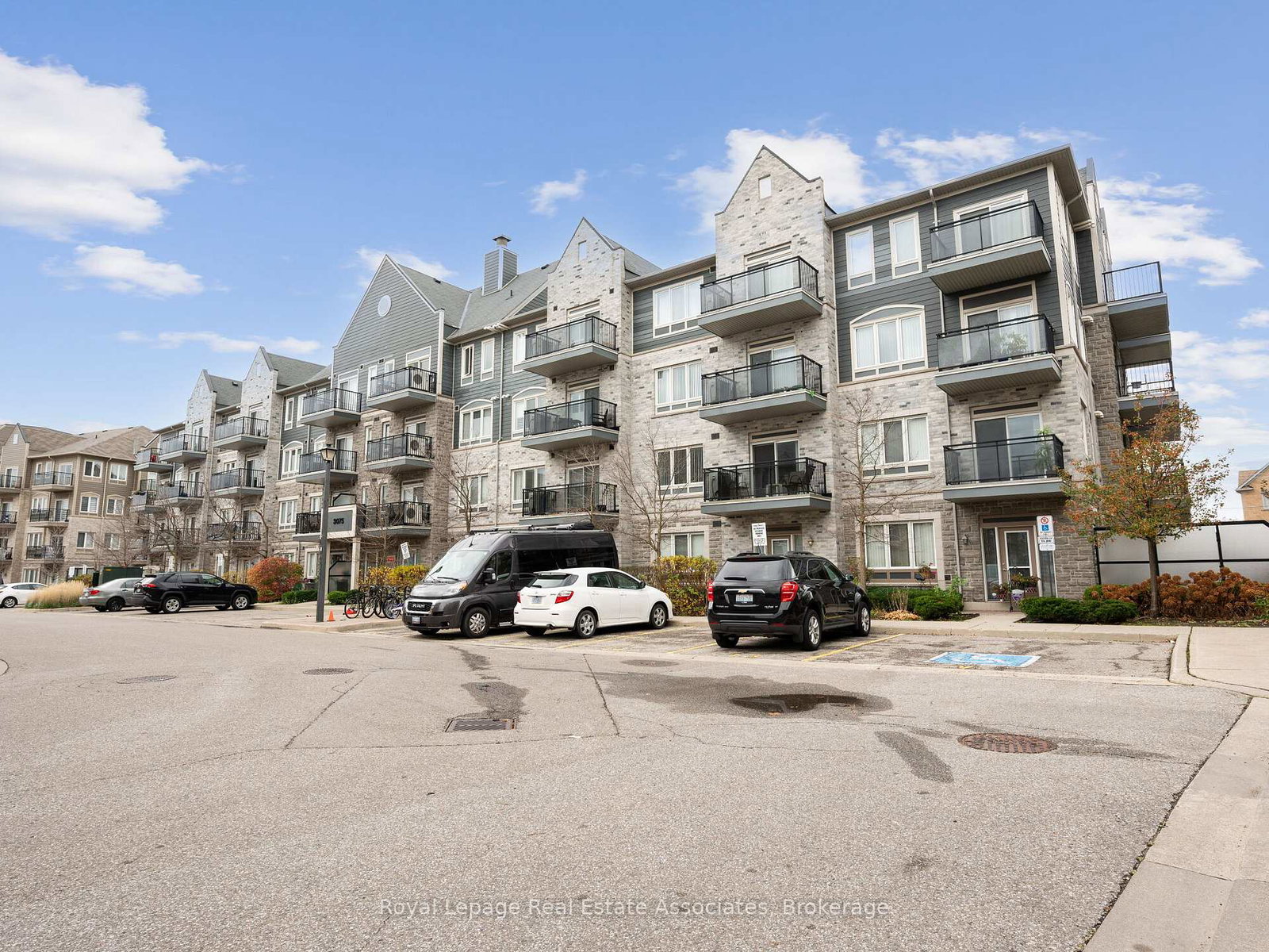 3075-thomas-street-mississauga-ontario-w13231256