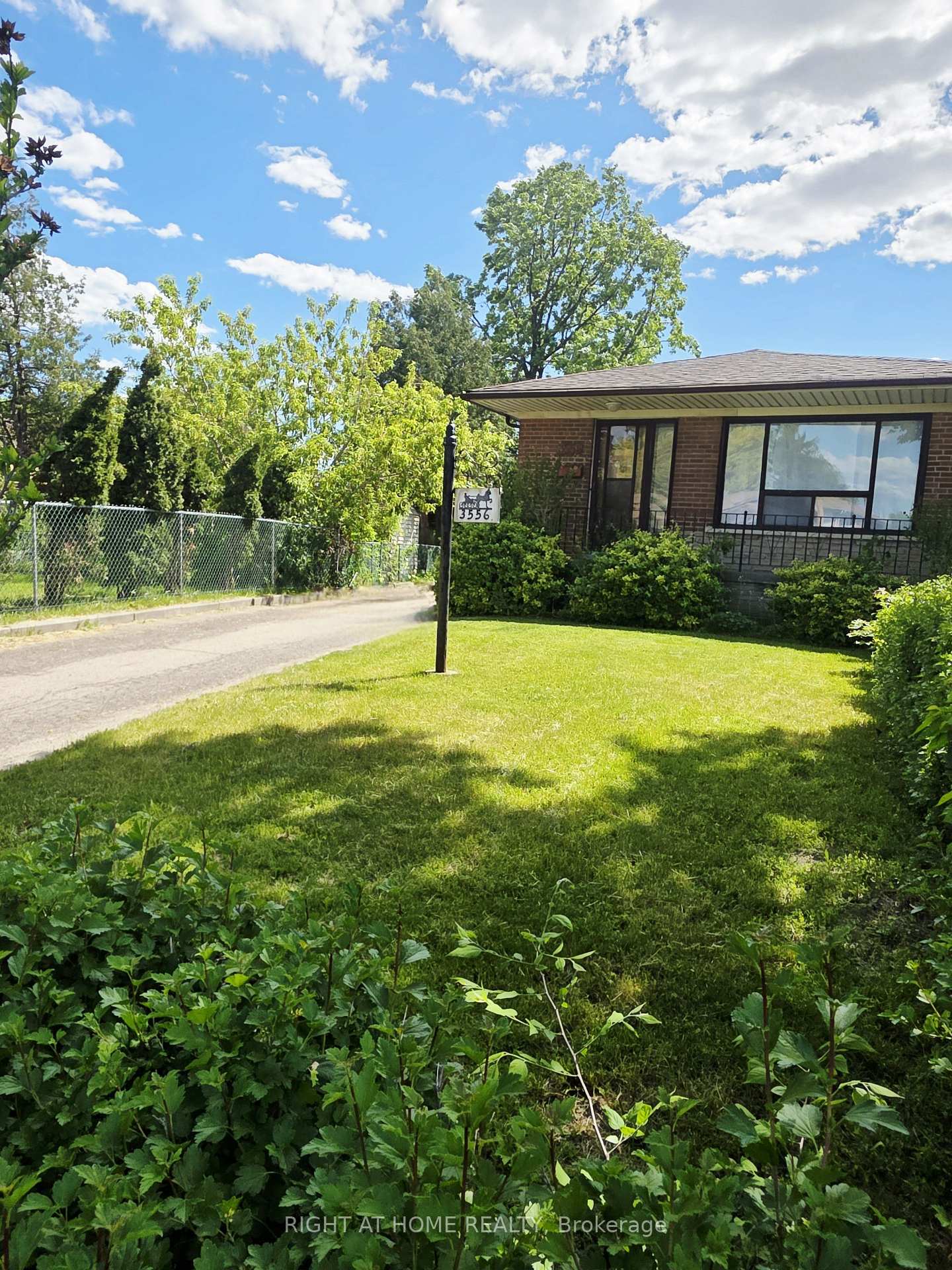 3556-monica-drive-mississauga-ontario-w13231374