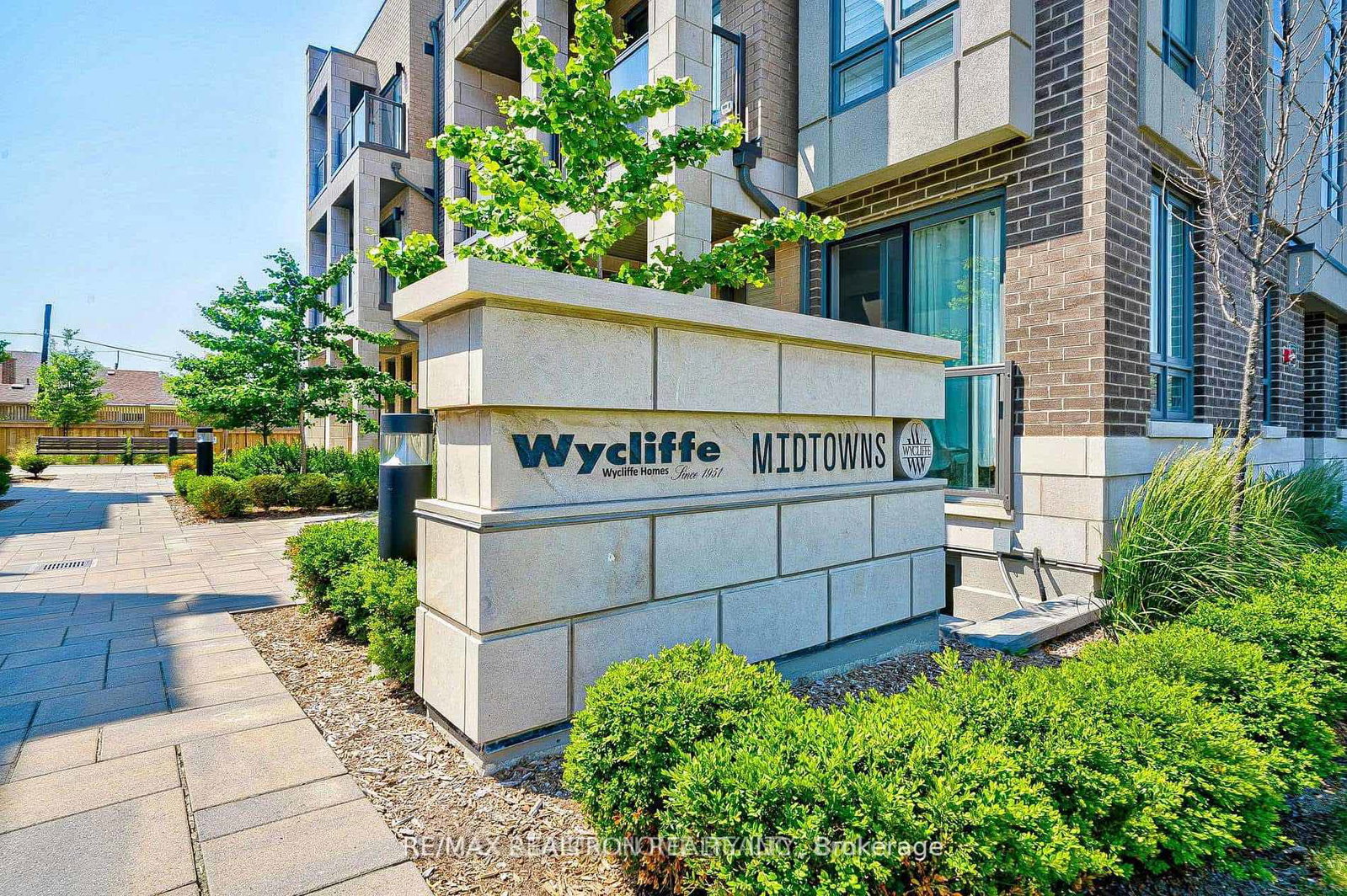 721-lawrence-avenue-w-north-york-ontario-w13231468