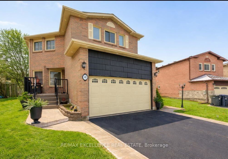 62-atkins-circle-brampton-ontario-w13231568