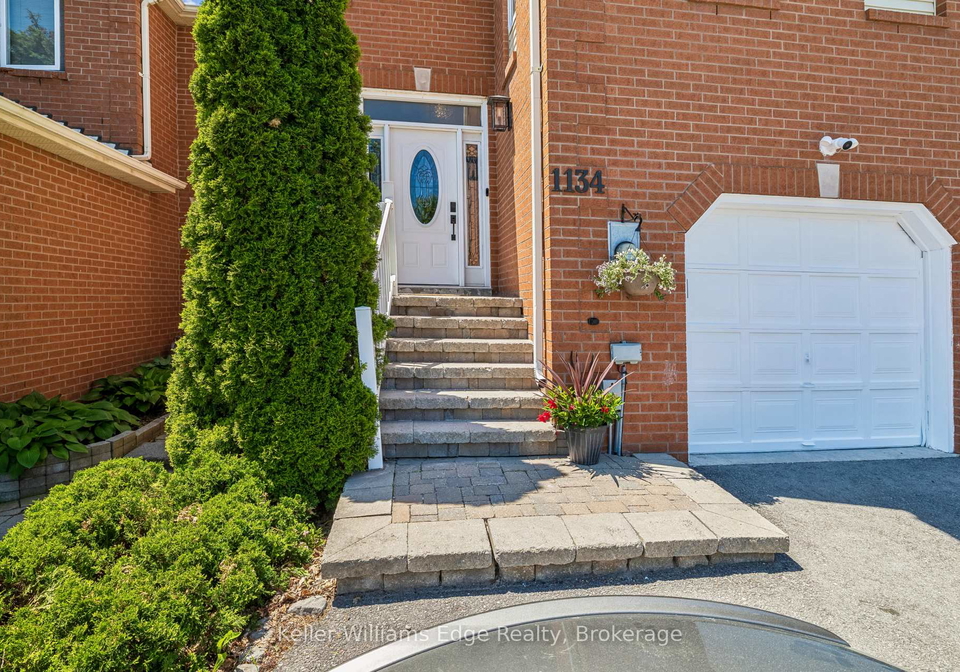 1134-leewood-drive-oakville-ontario-w13231574