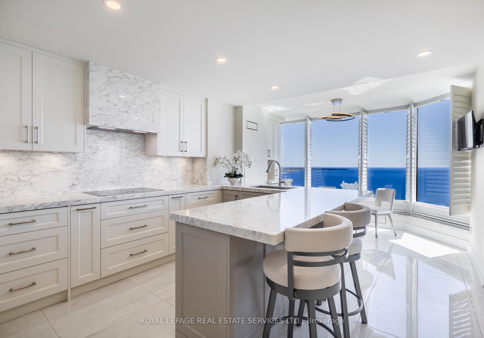 1-palace-pier-court-etobicoke-ontario-w13231684