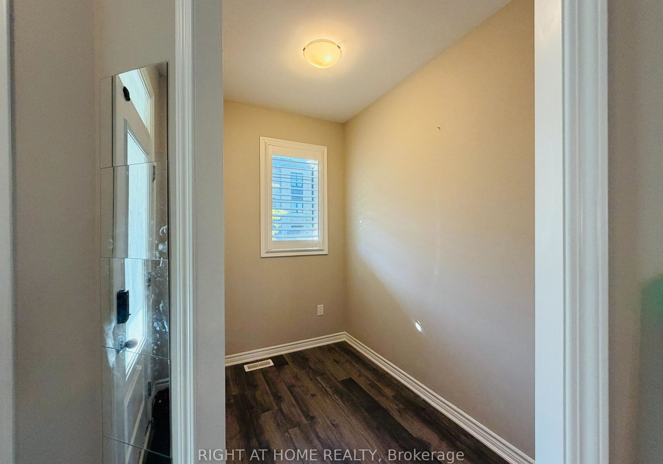 567-bellflower-court-milton-ontario-w13231750