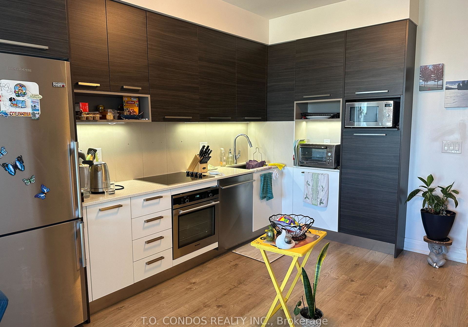 36-park-lawn-road-etobicoke-ontario-w13231858