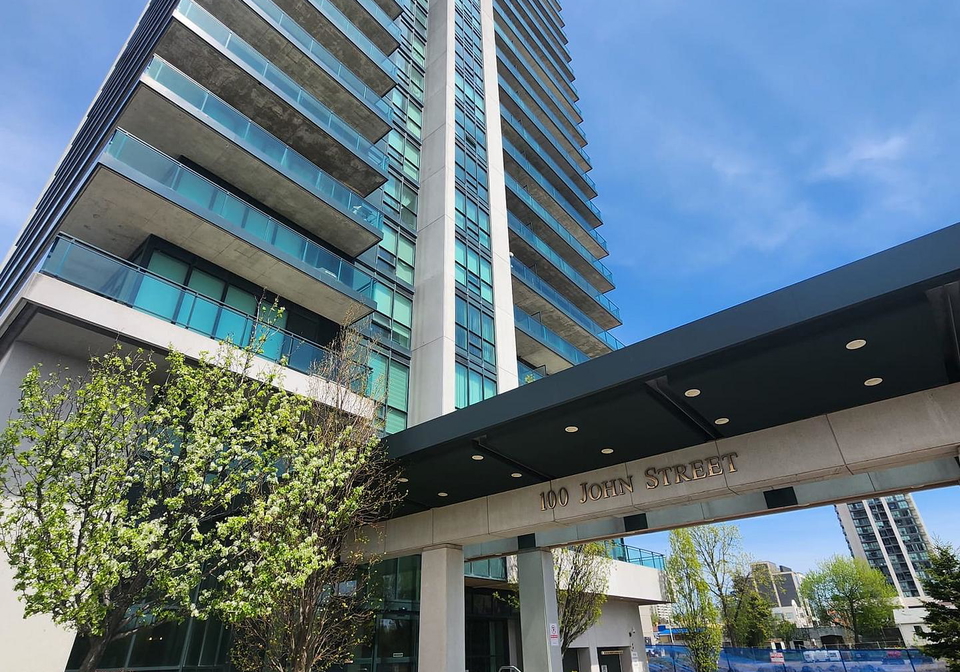 100-john-street-brampton-ontario-w13232052