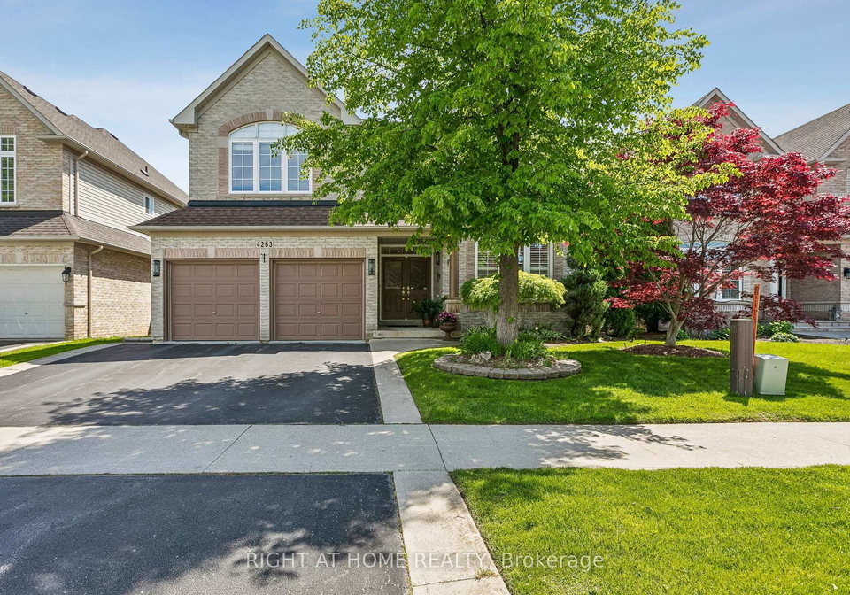 4263-couples-crescent-burlington-ontario-w13232180