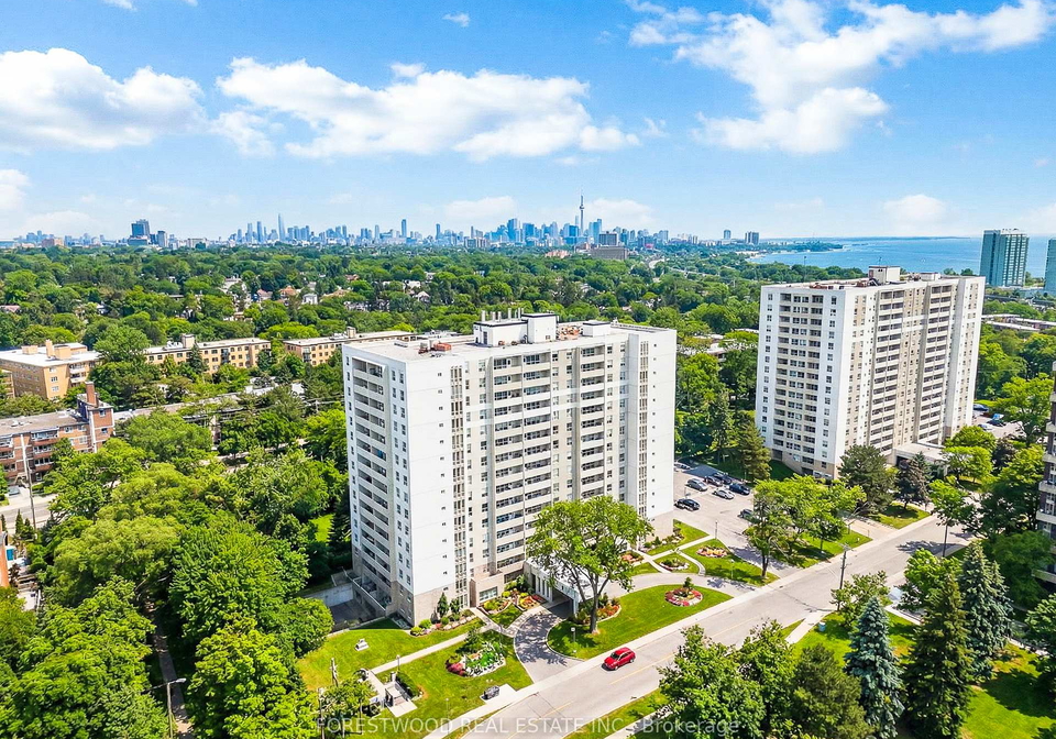 65-southport-street-toronto-ontario-w13232216