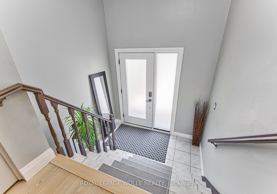 2560-palisander-avenue-mississauga-ontario-w13232310