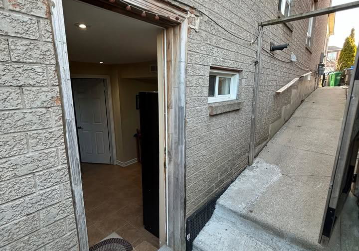4-lonestar-crescent-brampton-ontario-w13232316