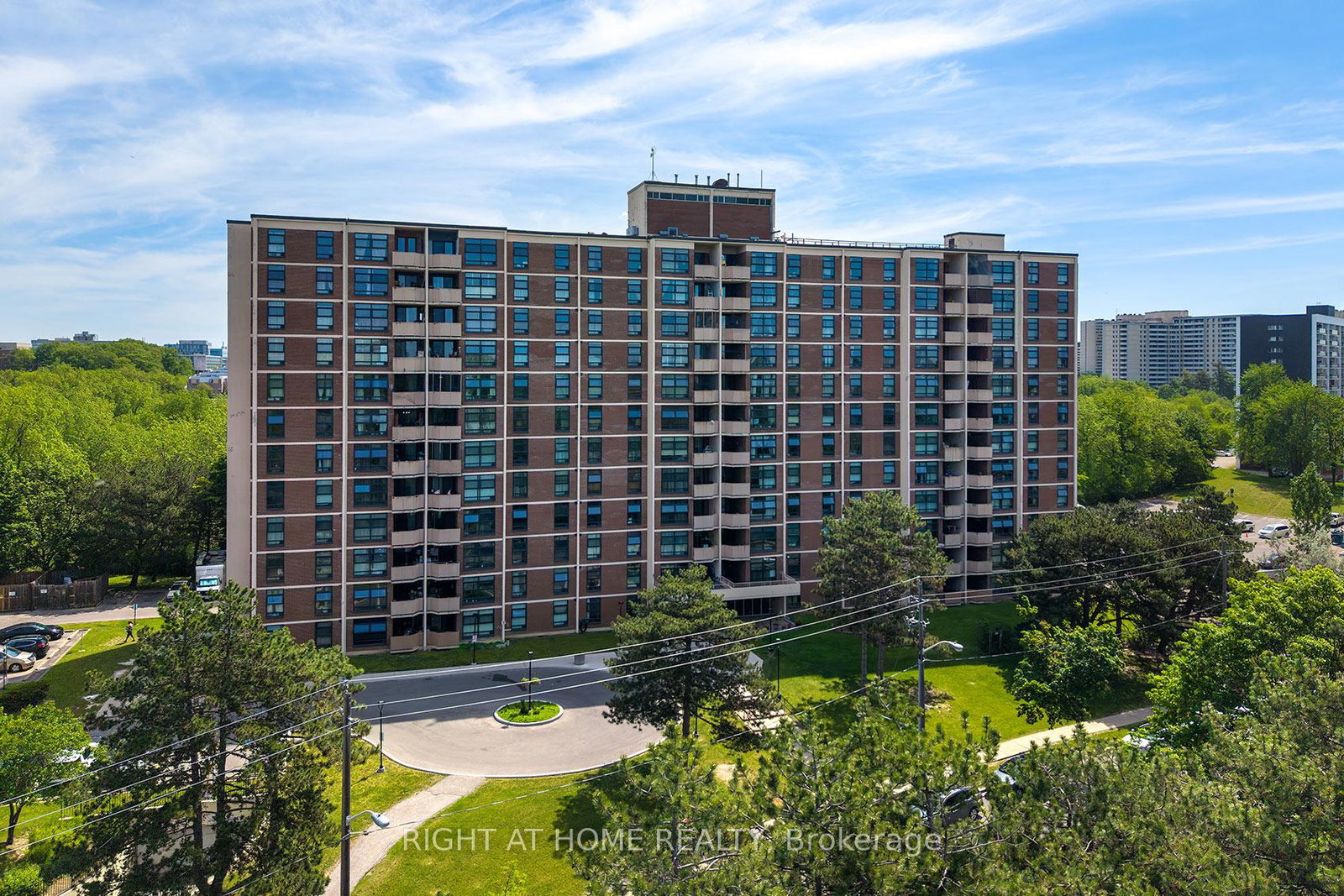 335-driftwood-avenue-york-ontario-w13232372