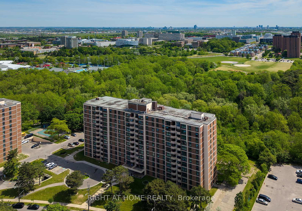 335-driftwood-avenue-york-ontario-w13232372