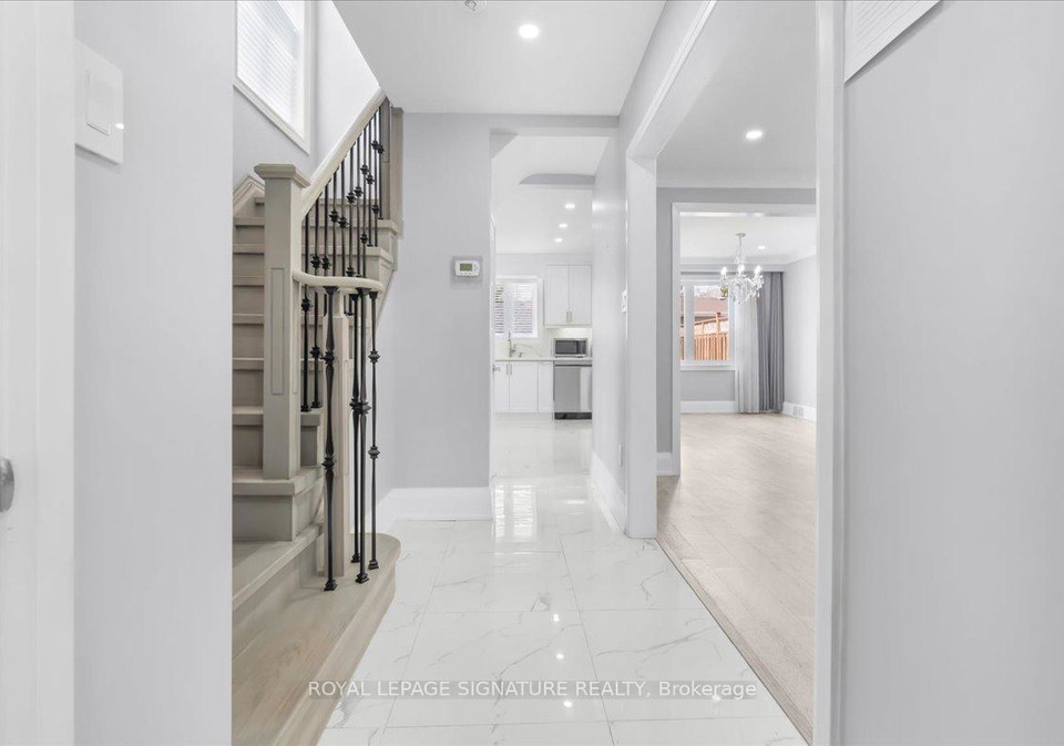 90a-bicknell-avenue-toronto-ontario-w13232664