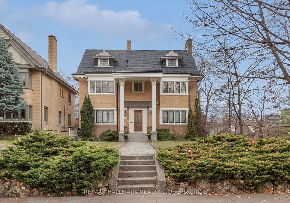 60-indian-grove-toronto-ontario-w13232690