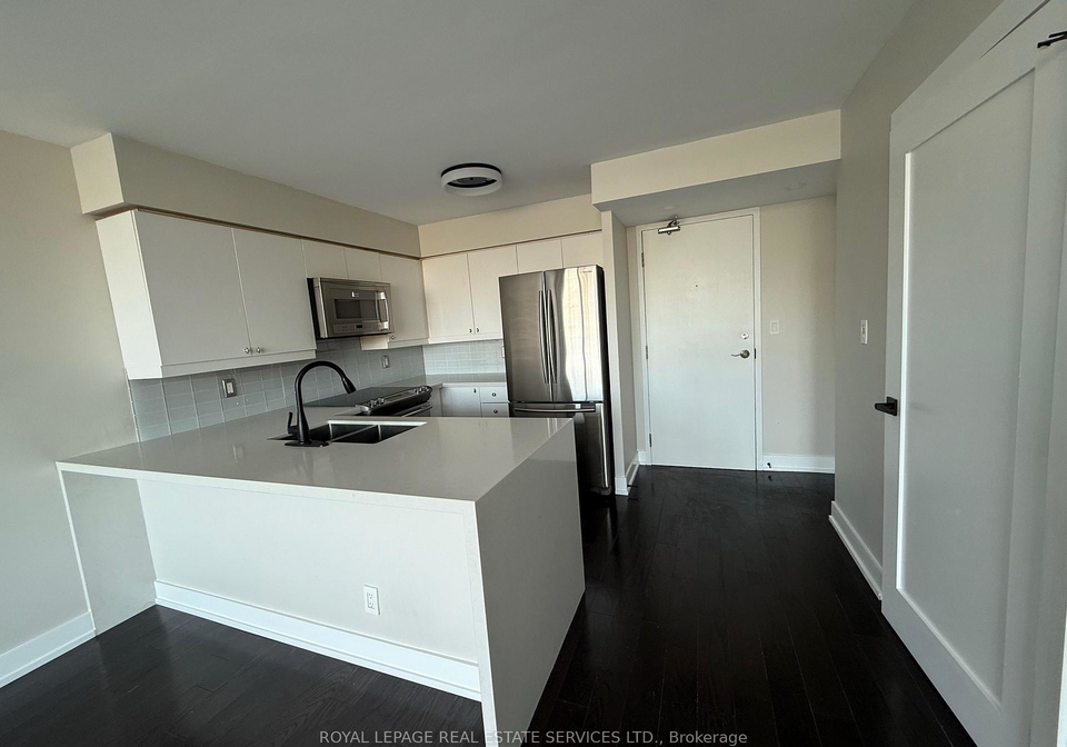200-manitoba-street-etobicoke-ontario-w13232818