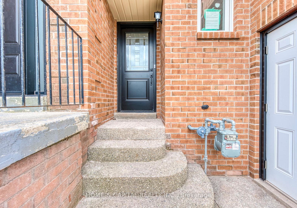 1210-leewood-drive-oakville-ontario-w13233026