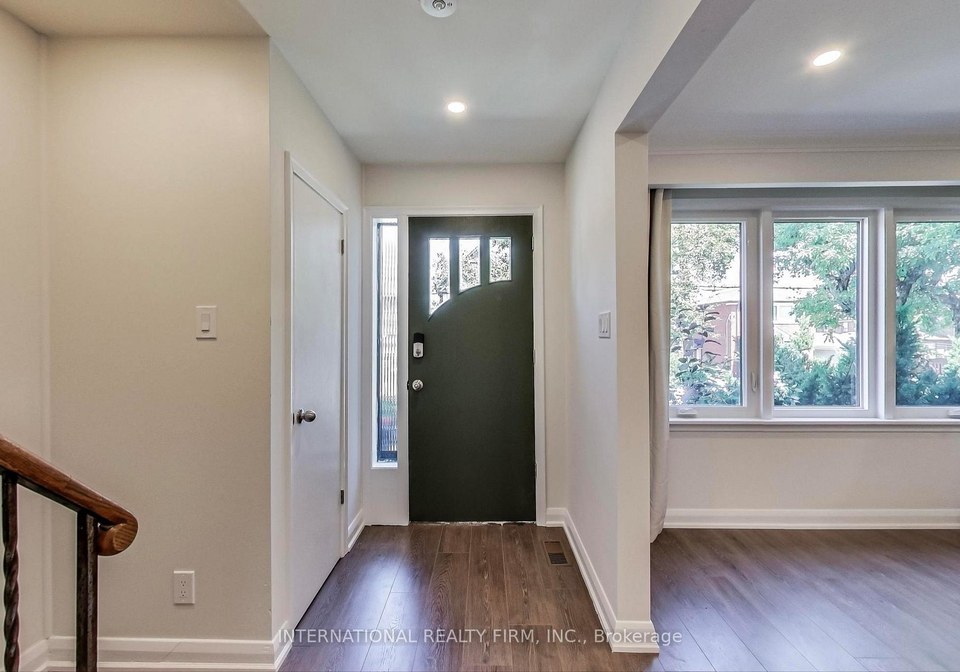 1097-glengrove-avenue-north-york-ontario-w13233044