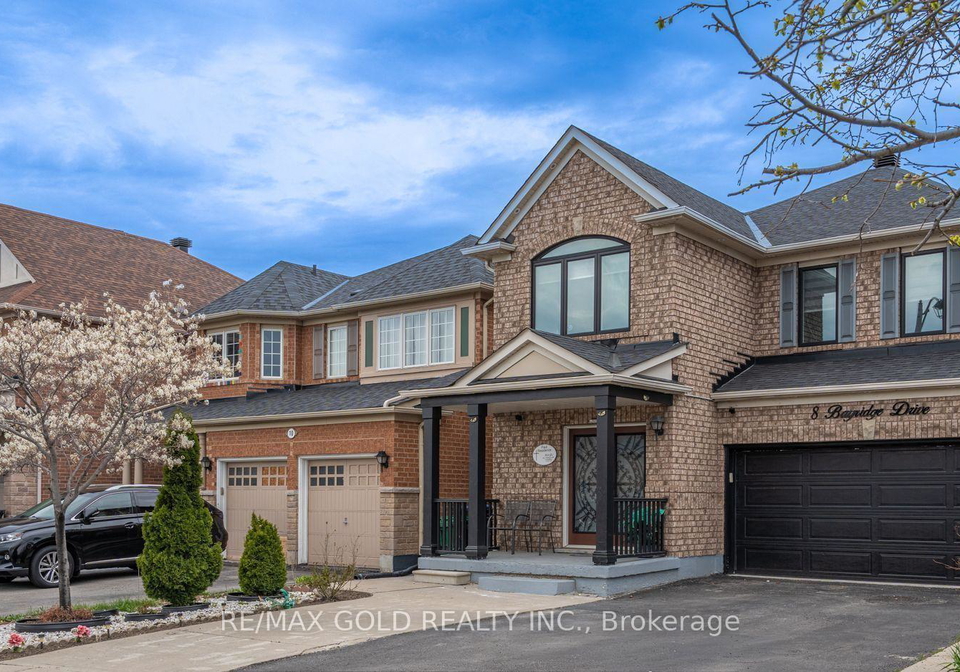 8-bayridge-drive-brampton-ontario-w13233160