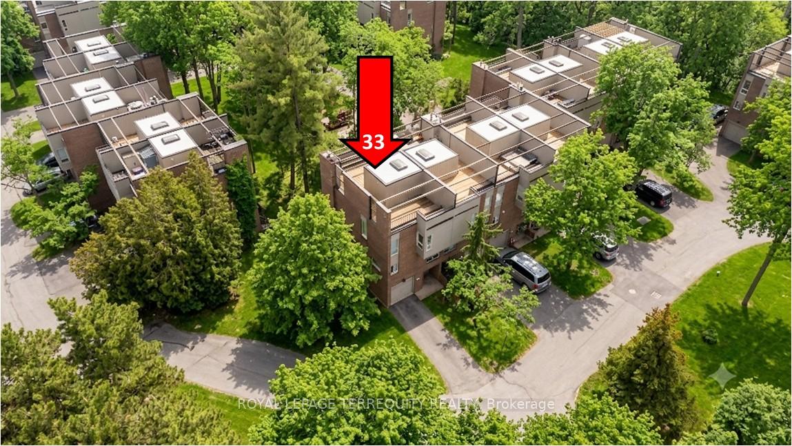 1250-marlborough-court-oakville-ontario-w13233260