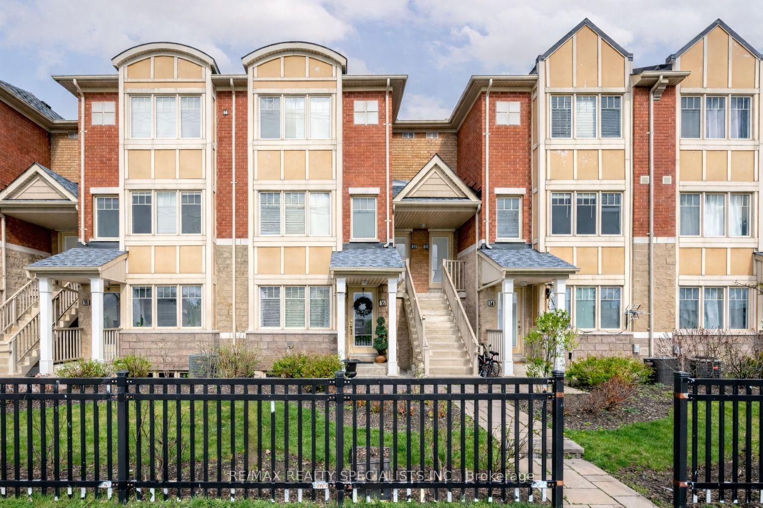 3975-eglinton-avenue-w-mississauga-ontario-w13233352