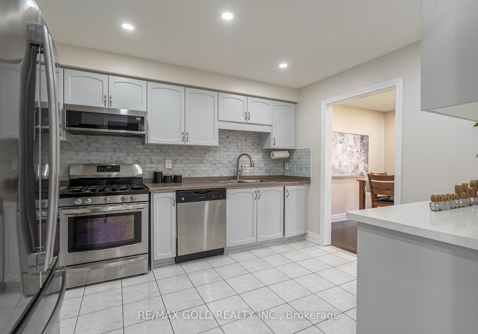 156-sahara-trail-brampton-ontario-w13233404