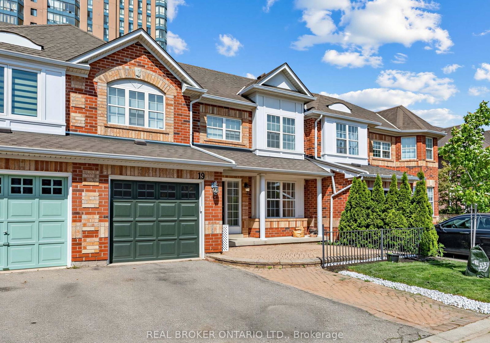 199-hillcrest-avenue-mississauga-ontario-w13233864