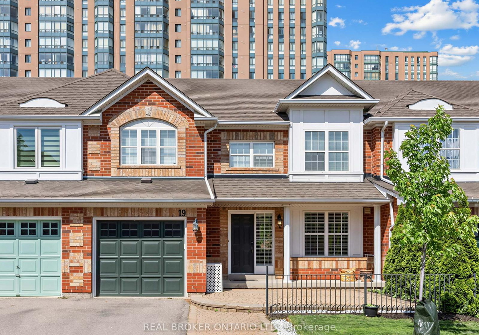 199-hillcrest-avenue-mississauga-ontario-w13233864