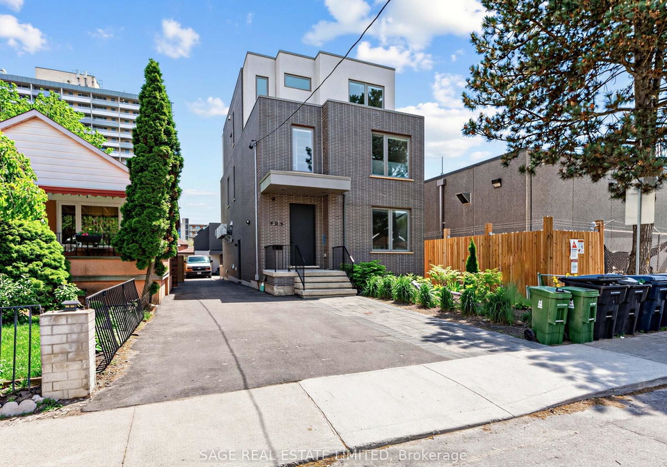 909-castlefield-avenue-north-york-ontario-w13233956