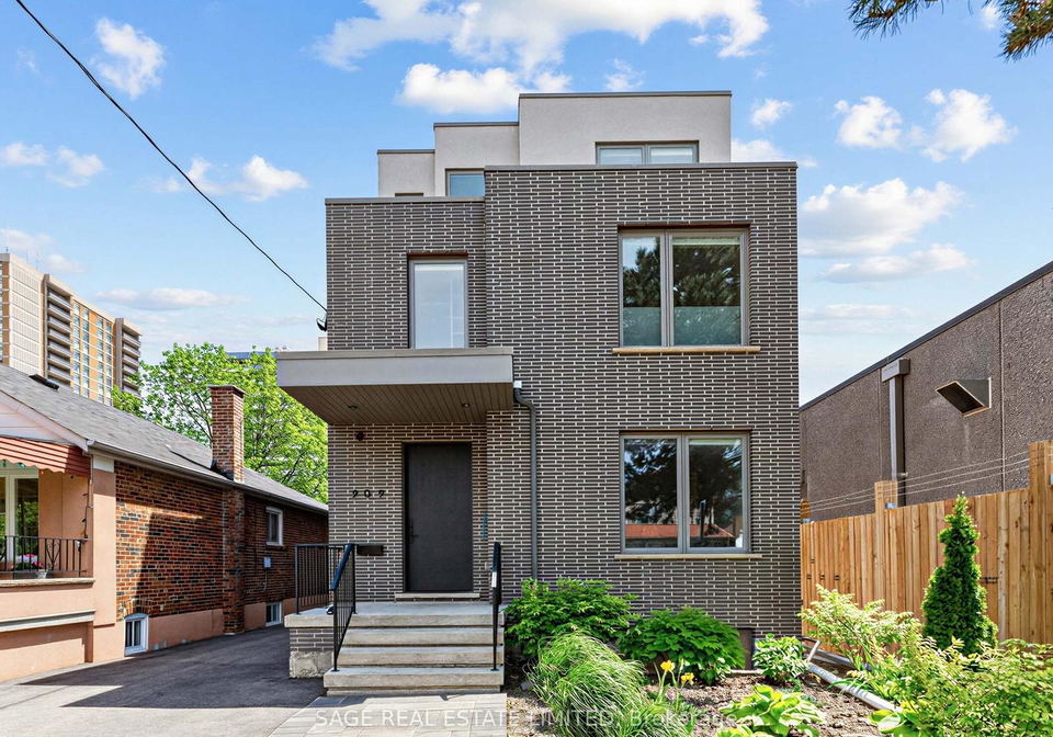 909-castlefield-avenue-north-york-ontario-w13233956