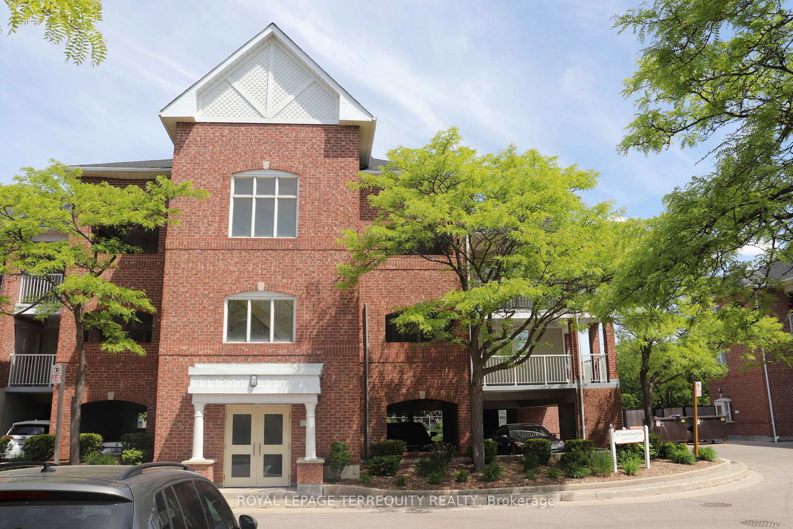 117-bristol-road-e-mississauga-ontario-w13233974