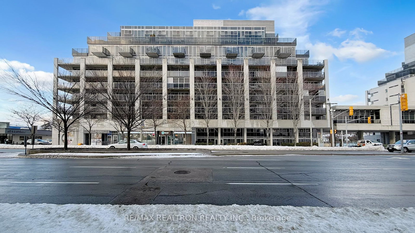 1050-the-queensway-avenue-etobicoke-ontario-w13234004