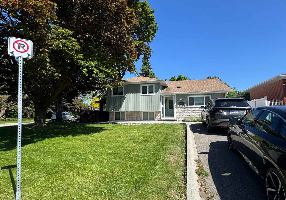 33-flowertown-avenue-brampton-ontario-w13234030
