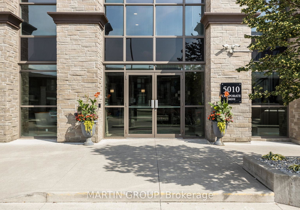 5010-corporate-drive-burlington-ontario-w13234034