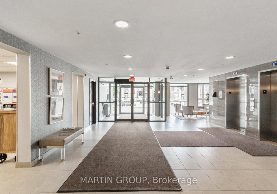 5010-corporate-drive-burlington-ontario-w13234034
