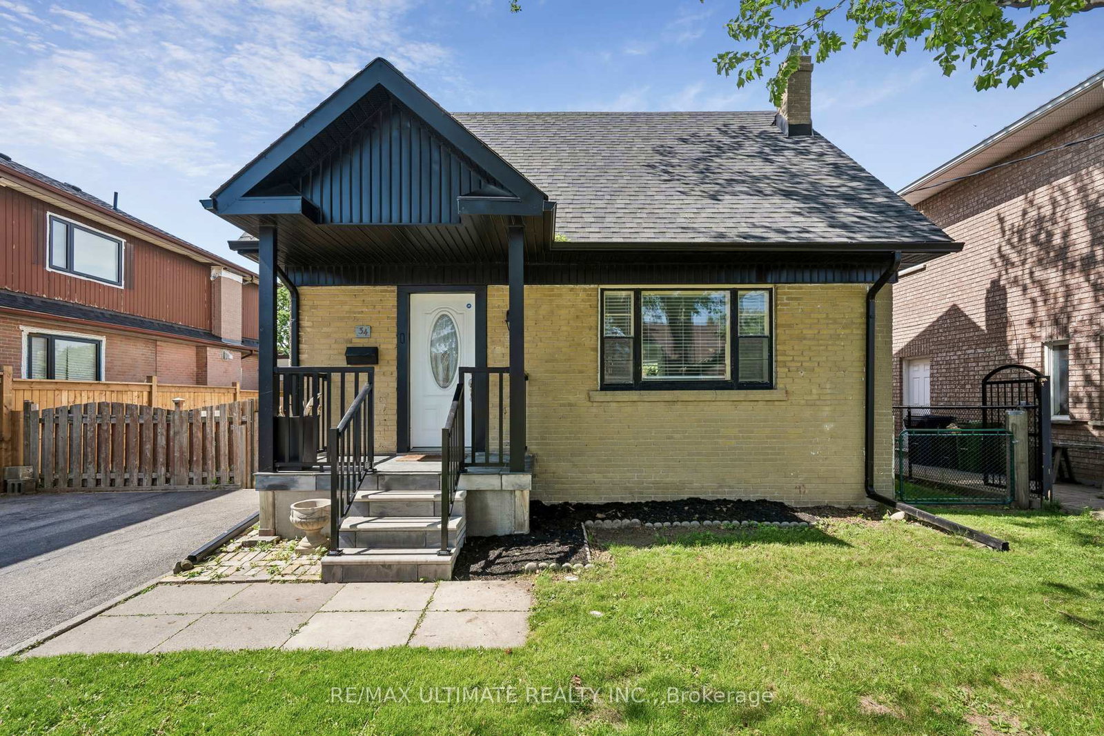 34-compton-crescent-york-ontario-w13234068