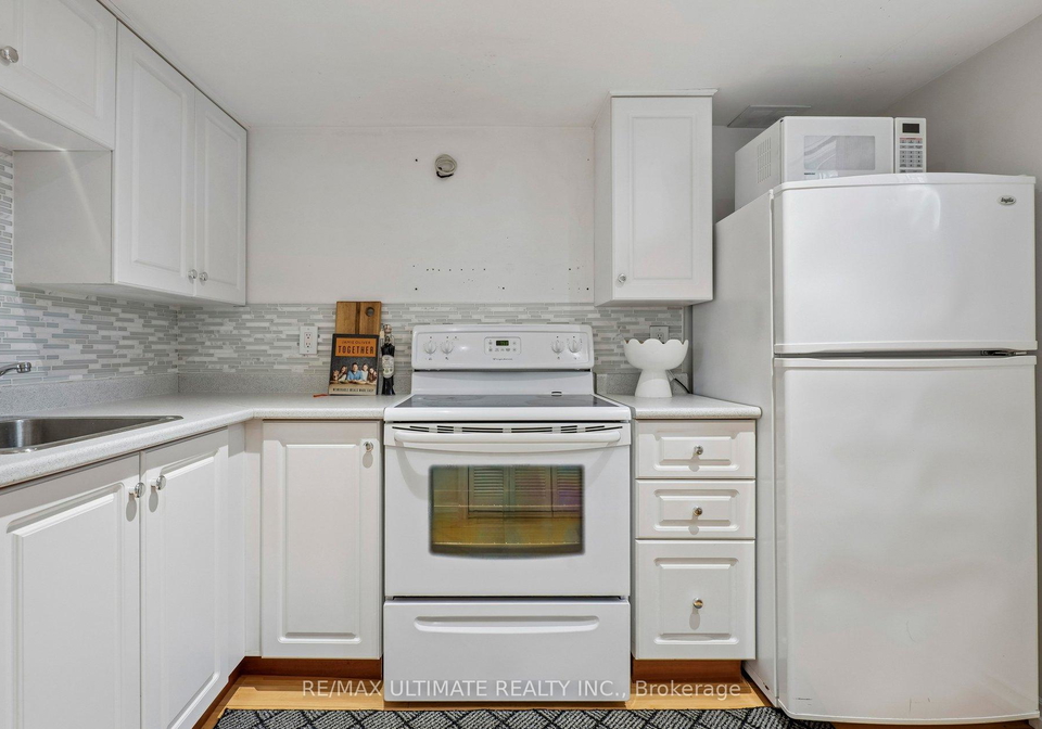 34-compton-crescent-york-ontario-w13234068