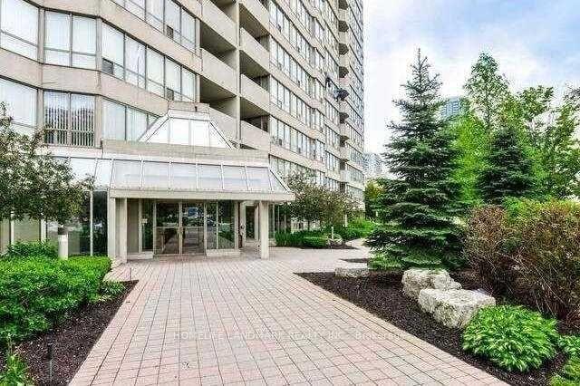 400-webb-drive-mississauga-ontario-w13234190