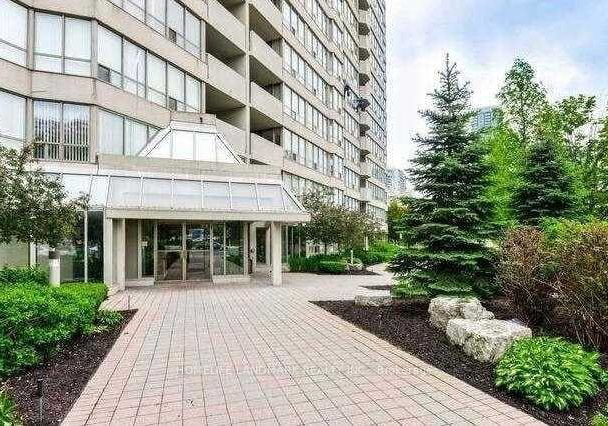 400-webb-drive-mississauga-ontario-w13234190