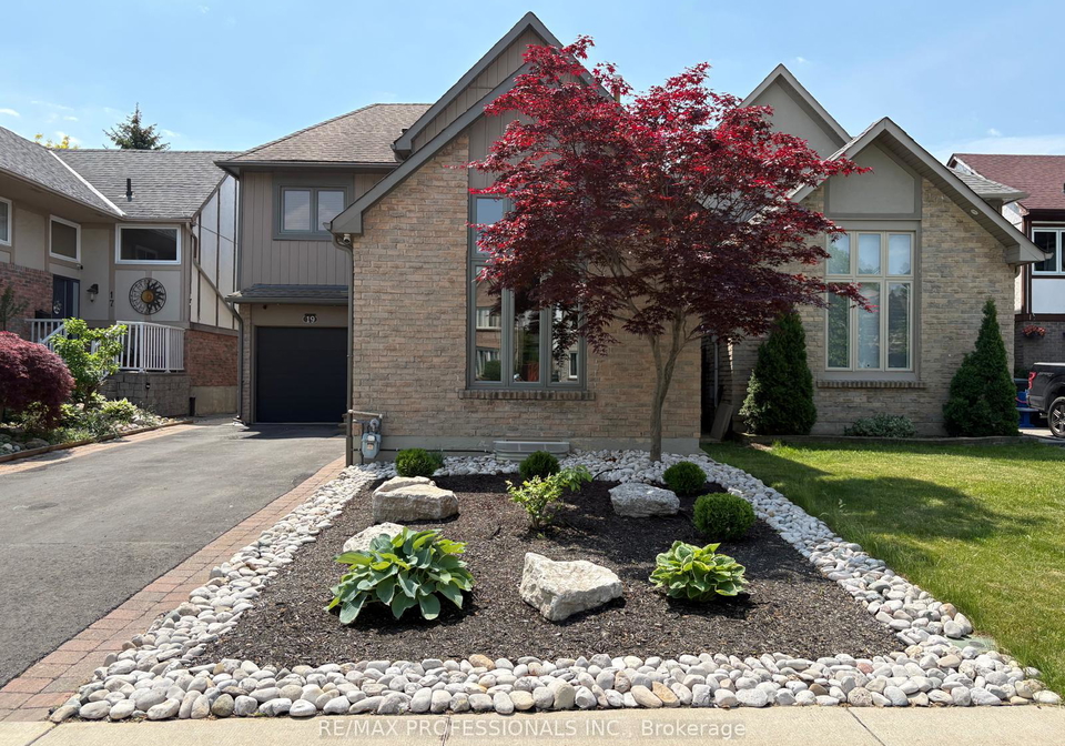 19-elmbrook-crescent-etobicoke-ontario-w13234344