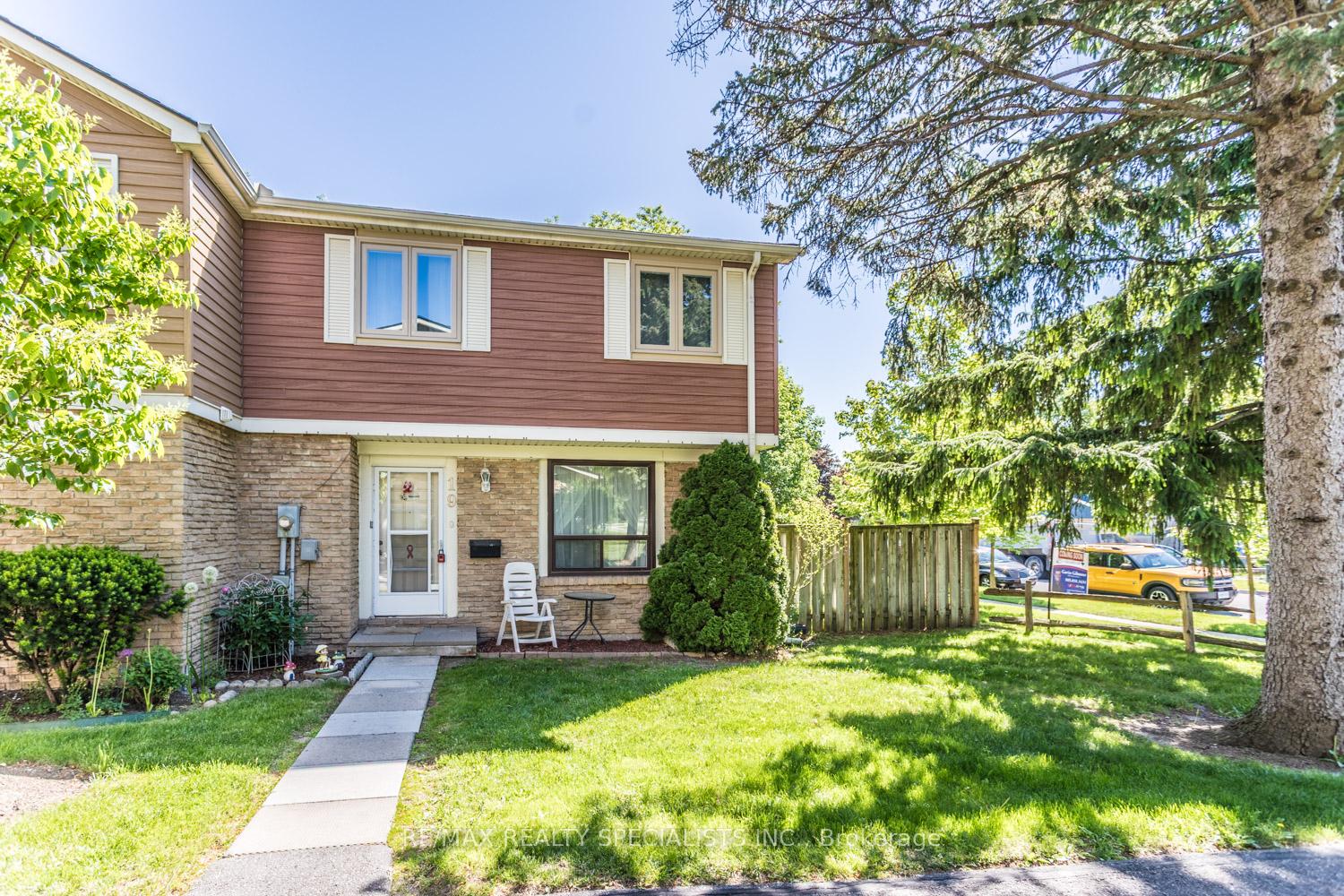 98-falconer-drive-mississauga-ontario-w13234350