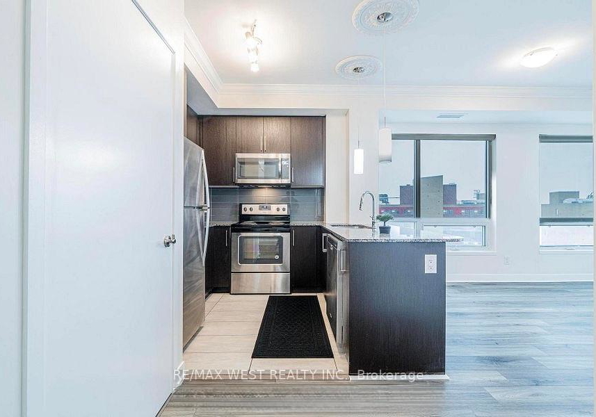 840-queens-plate-drive-etobicoke-ontario-w13234414