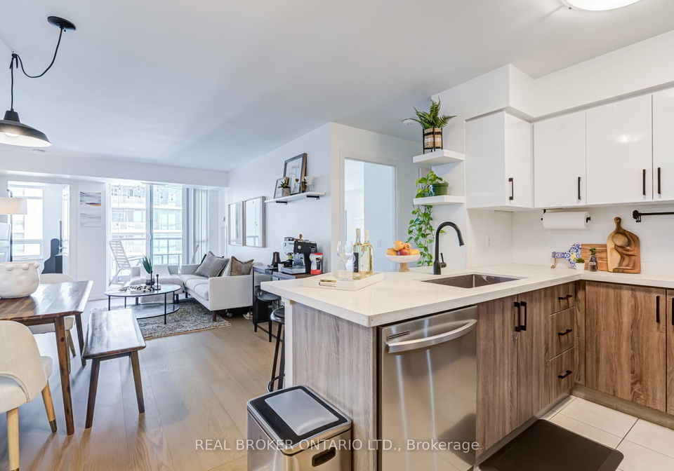 225-sherway-gardens-road-etobicoke-ontario-w13234478