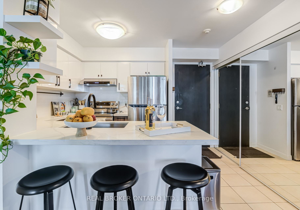 225-sherway-gardens-road-etobicoke-ontario-w13234478