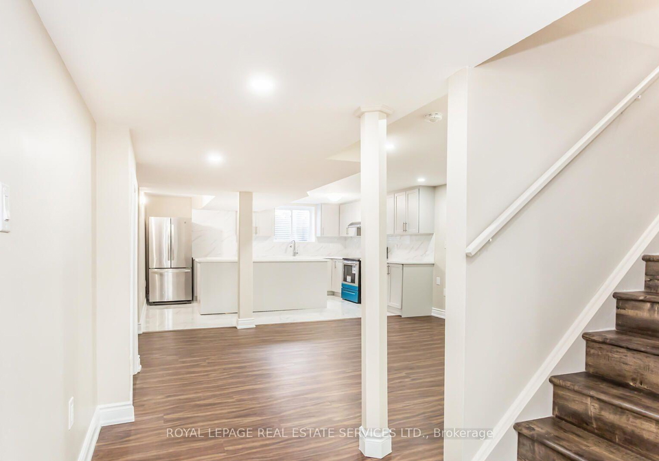 834-father-dsouza-drive-mississauga-ontario-w13234762