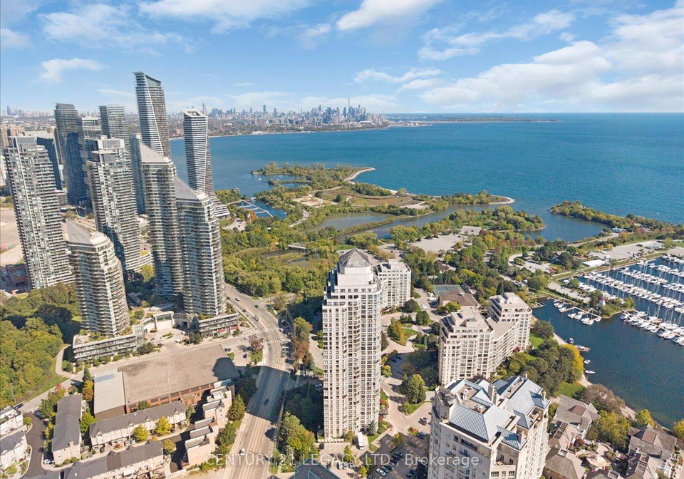 2269-lake-shore-boulevard-w-etobicoke-ontario-w13234774