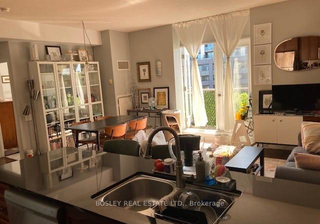 4196-dundas-street-w-etobicoke-ontario-w13234790